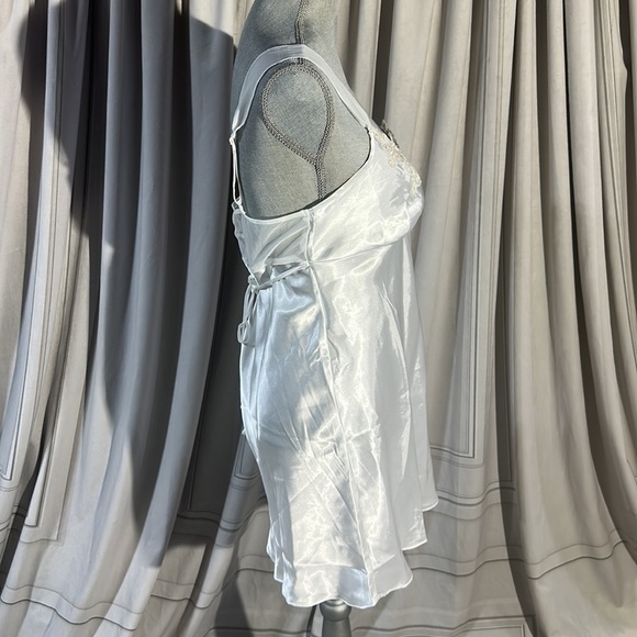 Linea Donatello Sonya Satin Chemise Nightgown (Size M) & Robe - (Size S/M) NWT - Picture 8 of 13